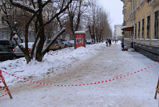 В столичном районе Лефортово упавшая сосулька убила женщину