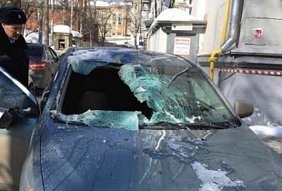 Прокуратура Ульяновска требует возбуждения уголовного дела за сход наледи на автомобиль